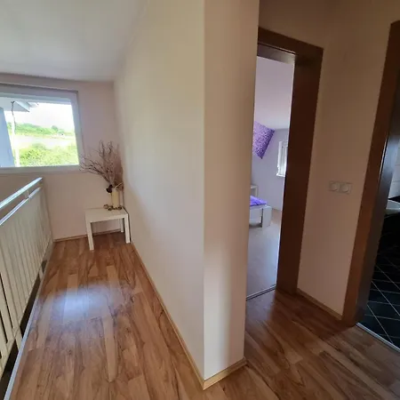 Minja ヴィラ ソコバニャ